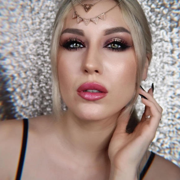 🧞♂️LE🧞♂️MAC Aladdin Collection Lipglass- Jewels On Jewels - Picture 10 of 16